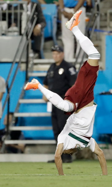 Mexico tops Martinique 3-2 to reach Gold Cup quarterfinals